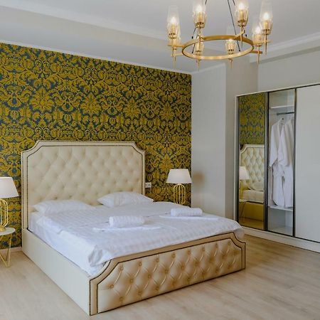 Golden Globe Boutique Hotel ティビリシ エクステリア 写真