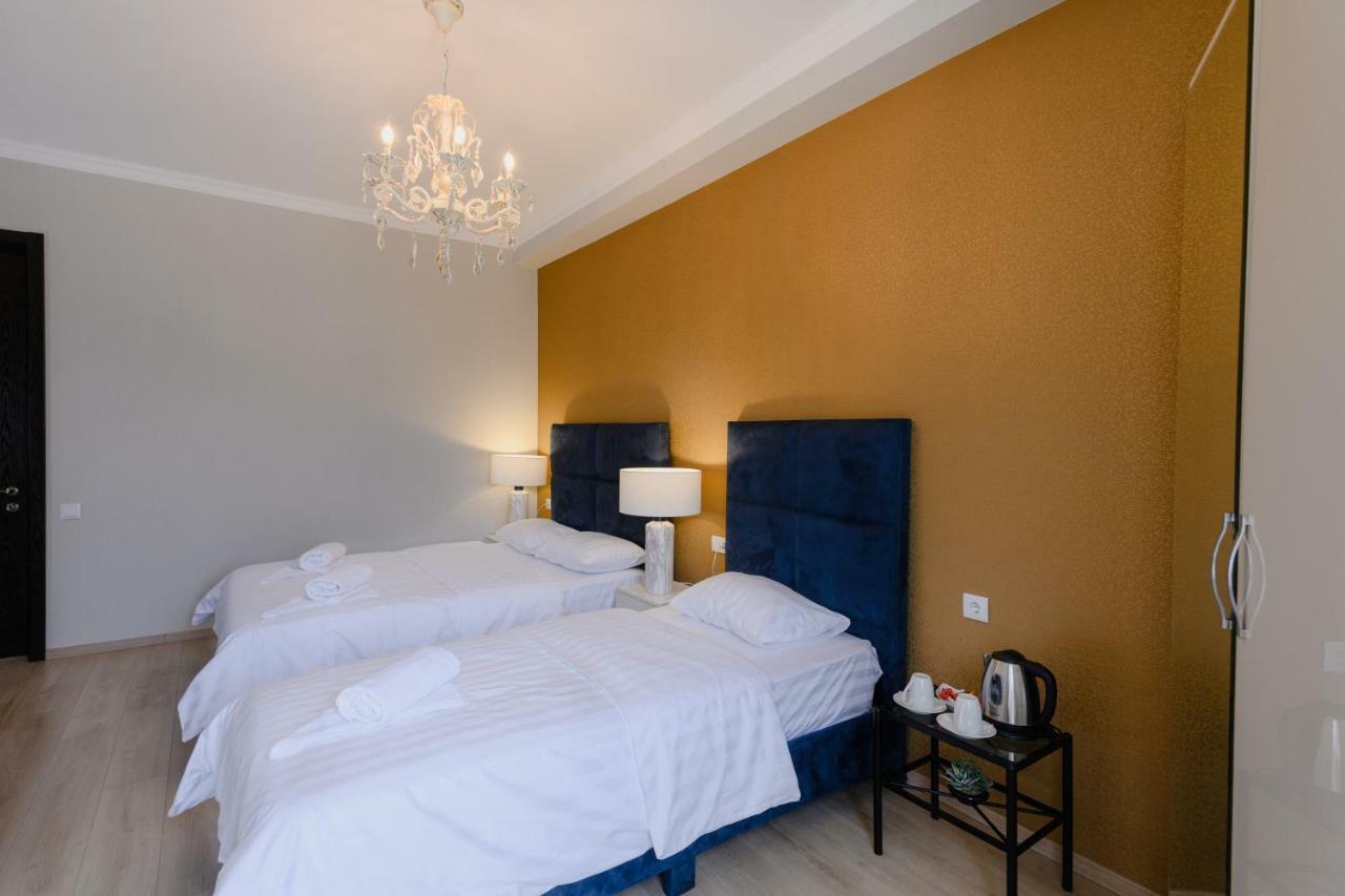 Golden Globe Boutique Hotel ティビリシ エクステリア 写真