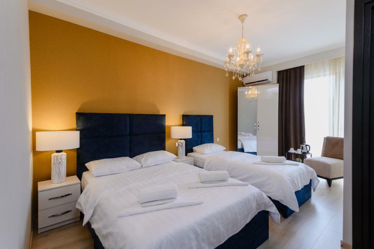 Golden Globe Boutique Hotel ティビリシ エクステリア 写真